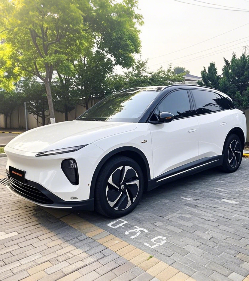 租蔚来选光速出行，开启你的高品质出行