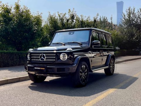 梅赛德斯-奔驰 G500