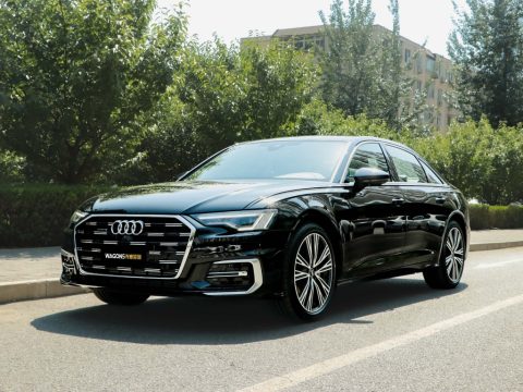 奥迪 A6